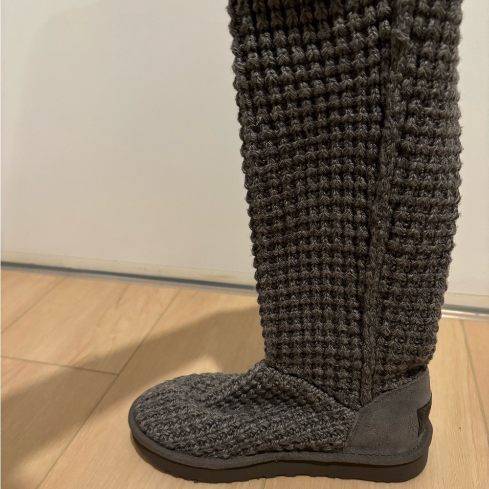 UGG Classic Solene Tall Boot - Picture 3 of 9